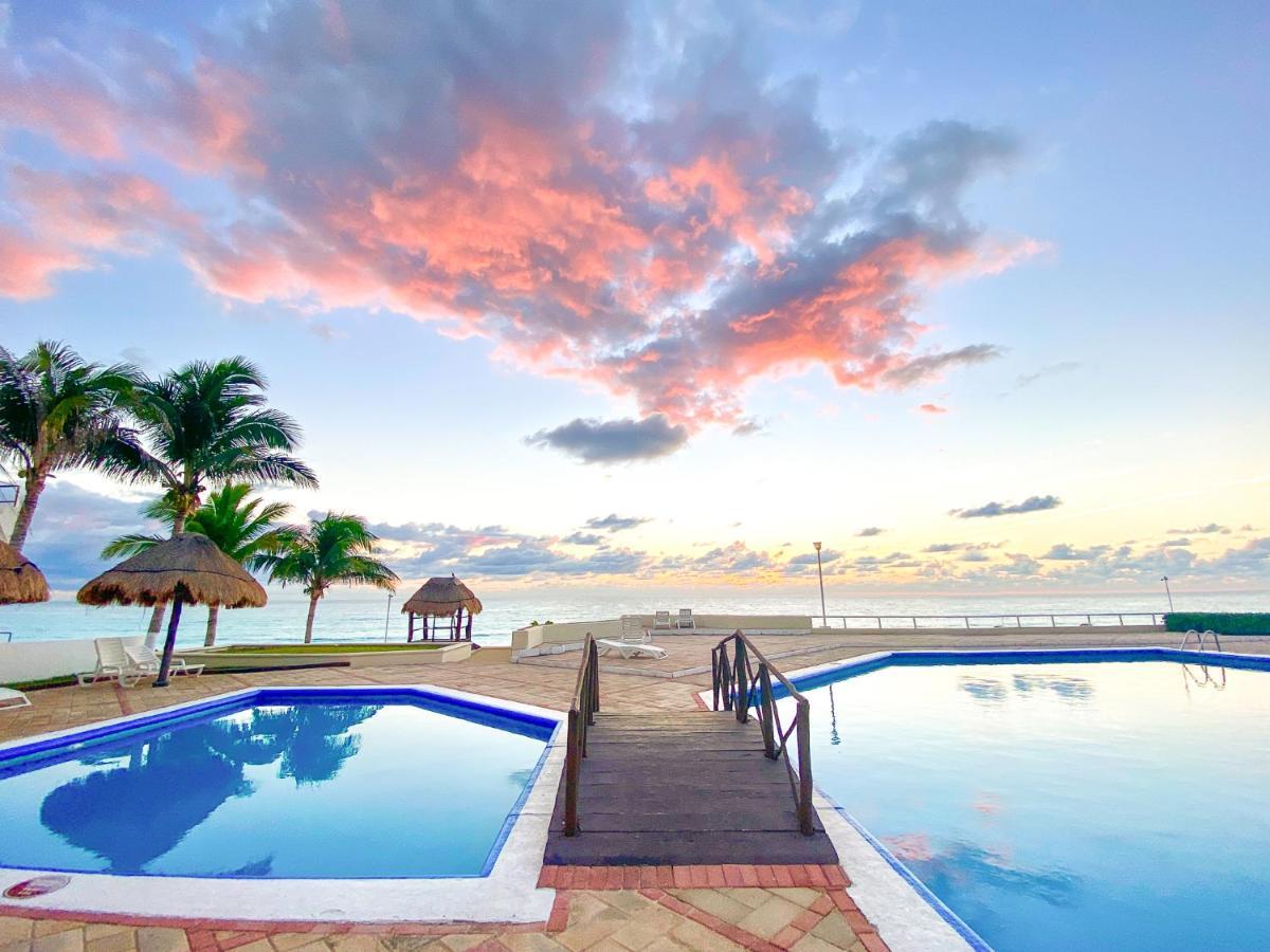 Apartment On The Beach With Terrace Ocean View, Brisas Cancun 01 By Beach & Ocean Apartments Extérieur photo