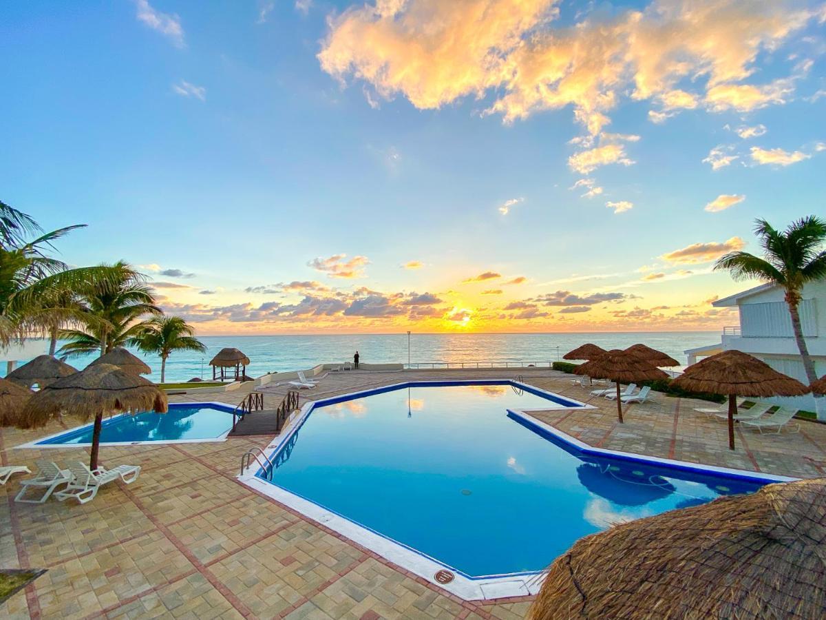 Apartment On The Beach With Terrace Ocean View, Brisas Cancun 01 By Beach & Ocean Apartments Extérieur photo